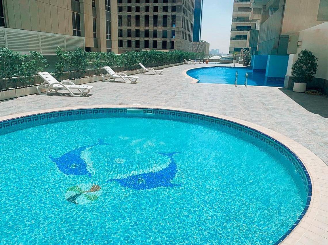 Two Continents Holiday Homes - Arabian Nights With Sea Views - Free Airport Pick-Up Over 5 Nights Dubai Luaran gambar